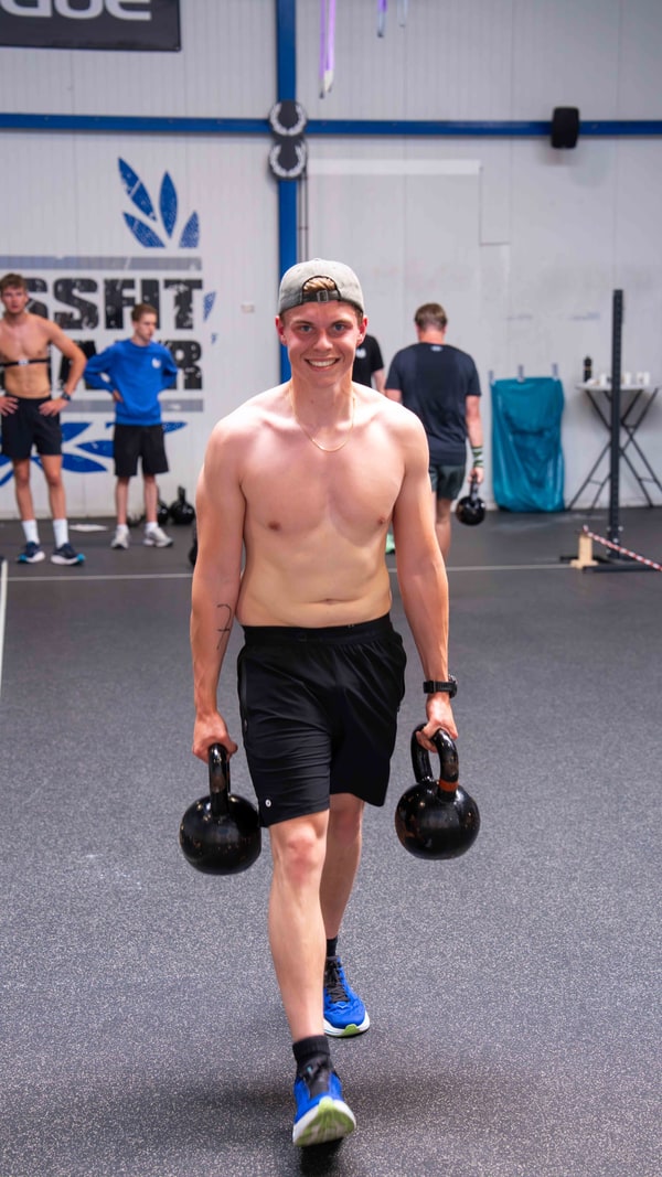 Deelnemers tijdens de HYROX Simulatie bij CrossFit Alkmaar